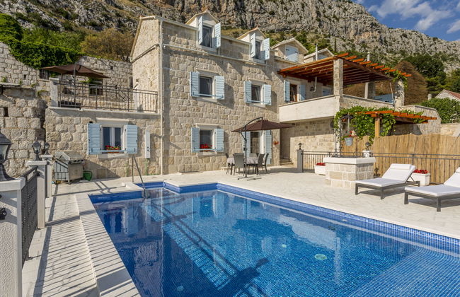 Villa Nareste - Foto 1