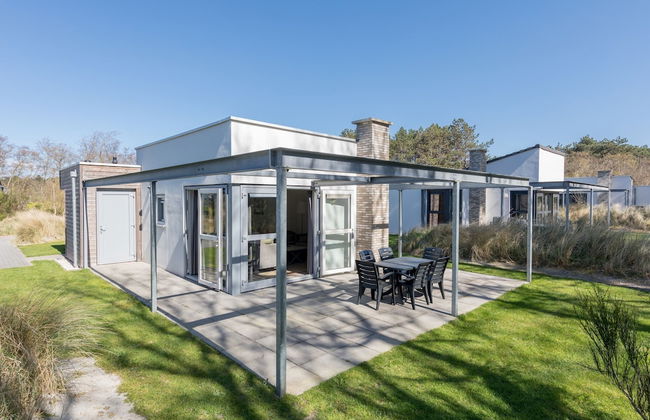 Luxury Chalet With two Bathrooms, Near the sSa on Texel - Foto 1