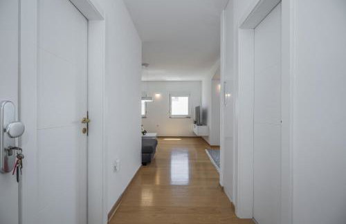 Casa Moderna - New Spacious Apartments - Foto 8