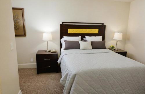 Stylish Venice Escape Near the Marina & Beachfront - Foto 11