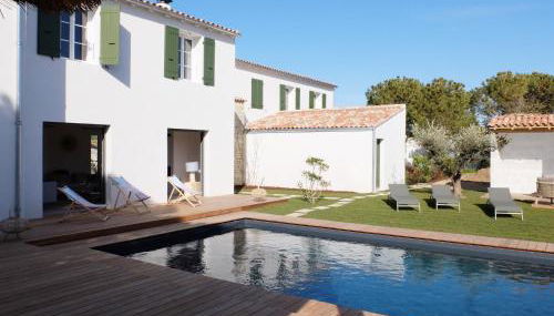 Villa Les Pins étoilés - 100m de la plage à La Couarde sur Mer - Foto 5, Garden, sunbed, Garden view