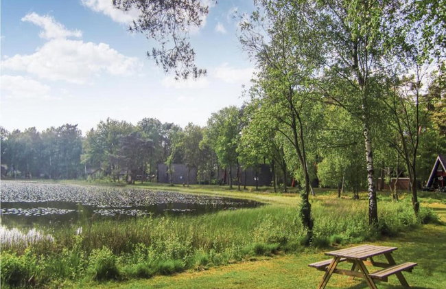 Restyled Bungalow with Dishwasher near Nature Reserve - Photo 35