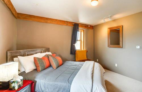 Montrose Family Home with Yard and Fruit Trees! - Foto 22