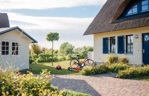 Frühling am Meer mit Ostseeblick, Kamin und Sauna nur 500 m vom Strand entfernt - Photo 43