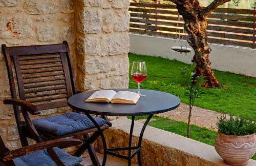 Georges Houses Mani - Foto 1