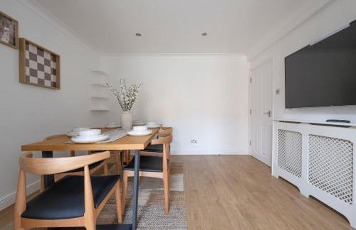 The Romford Oasis - Spacious 4 bedroom escape - Foto 25