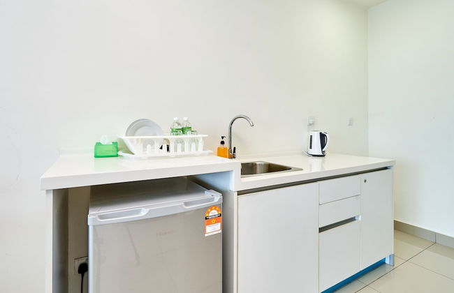 OYO Home 44001 Elegant Studio Setia Alam Trefoil - Foto 26