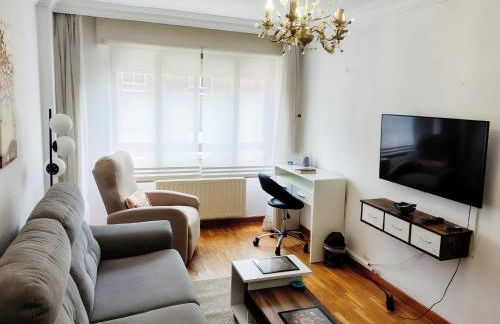 Confortable y luminoso apartamento - Foto 2