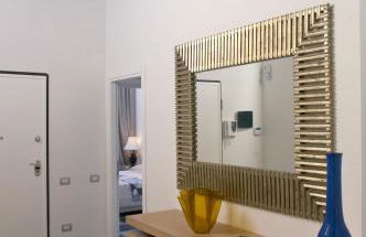 Right House - Characteristic Marina District - Photo 59