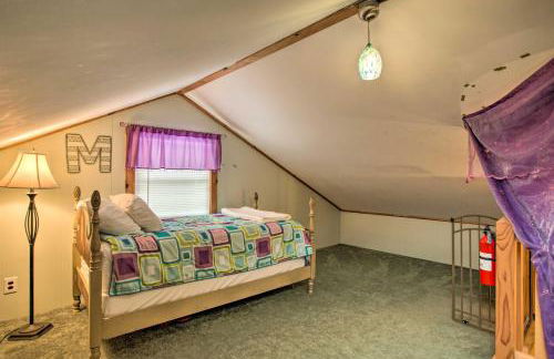 Spacious Bethlehem Mountaintop Home with Deck and View - Foto 17