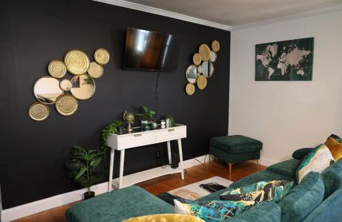 Big Group Getaway House Near Chicago - Foto 46