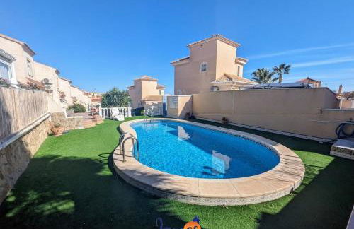 Cheerful 3 Bedroom Townhouse in El Galan EG2 - Foto 2