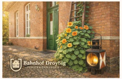 Bahnhof Droyßig - Übernachten im Denkmal - Foto 1