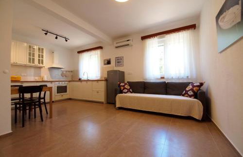 Brna Three-room apartment near the beach-Zen - Foto 23