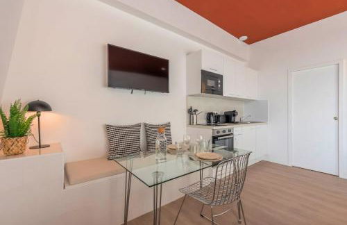 Studio équipé côté cour, parking gratuit - Foto 7