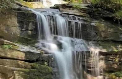 Stunning Mountain Cabin with Views and Hot Tub - Foto 4