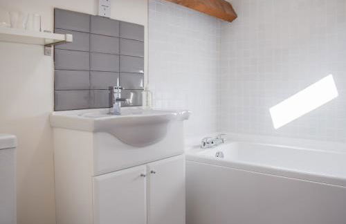 Barn Cottage - Photo 15