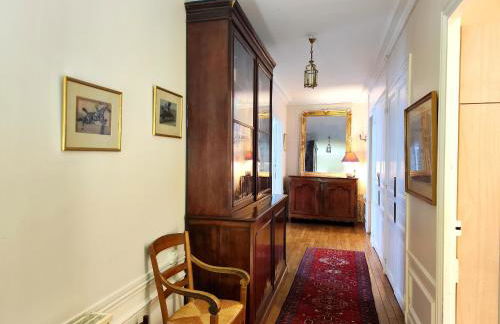 Peaceful 15th Paris Apartment with Metro Access - Foto 13