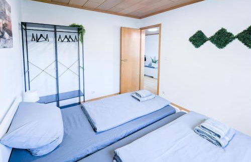 ALFA Stuttgart 3 Zimmer 6 Betten Apartment Zuffenhausen Porsche Bosch BZ WLAN EBK WM - Foto 11