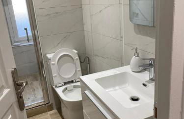 Grand F4 de 71m2 pour 6 personnes en plein centre ville Arpajon - Foto 77