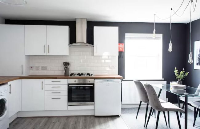 2 Bedroom Heron Apt Leamington Spa - Foto 12