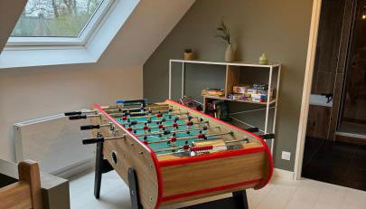 la villa iodée, le confort d une maison neuve équipée d une piscine intérieure chauffée toute l année, très proche des plus belles plages - Foto 3, Game Room