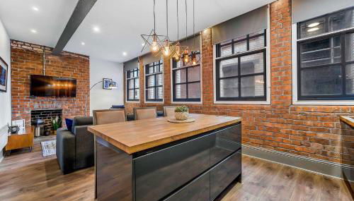 Industrial 2BR Apt, Liverpool City Centre Sleeps 8 - Foto 4