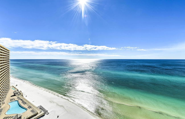 Oceanfront Panama City Beach Condo w/ Pool Access - Foto 31
