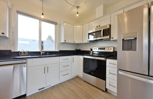 Modern Upstairs Loft - Newly Renovated! - Foto 11