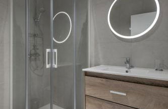 Chic & Comfortable Apartment, Private Terrace - Photo 24