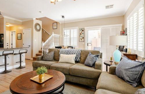 Amazing Gilbert home 3 Bed 2 and half Bath sleeps 8 2 car garage - Foto 2