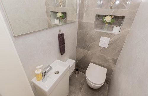 VILA VASILJ dein eigener Pool oder dein eigener Whirlpool mit Aussicht, dein Urlaub, deine Privatsphäre, deine Wahl - Photo 24