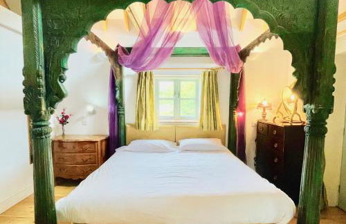 House on the Brooks Self catering Holiday let South Downs West Sussex Sleeps 14 - Foto 5