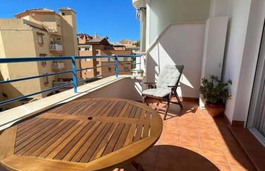 South facing 1 bed apartment, near beach - Photo 20