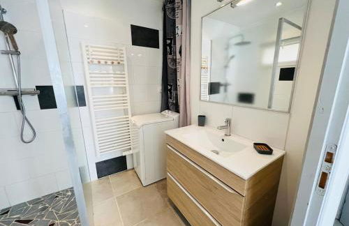 T3 COSY MAISON DE VILLE TERRASSE AU CALME - Foto 12