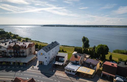 SOLEK, Apartamenty hotelowe i pokoje gościnne ze śniadaniem, przyjazne zwierzętom, wyjątkowe, z widokiem na Jezioro Jamno i w bardzo bliskiej odległości od morza - Foto 54