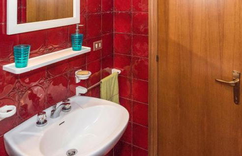 Awesome Home In Cerqueto Di Civitella - Foto 20