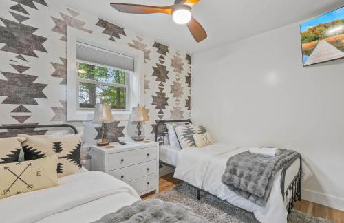 Asheville Private Retreat Game Room Hot Tub - Foto 45