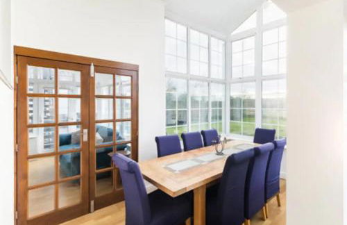 Spacious 5 Bed & Hot Tub Sleeps 12, near Stratford upon Avon - Foto 22