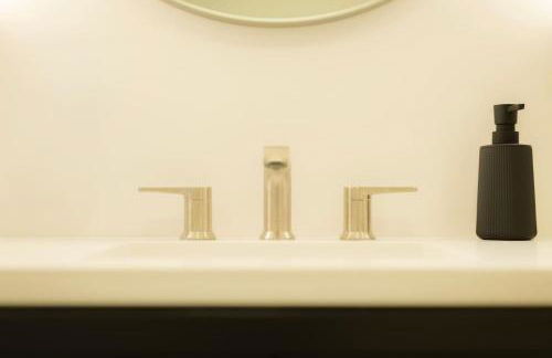 Above The Roots - Elegant and Bright Studio Stay - Foto 14