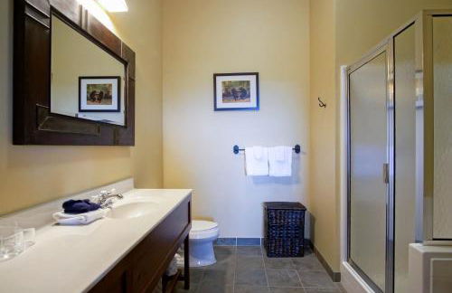 3 bedroom, 2 Full Baths, Slope Side Outdoor Hot Tubs on Site Ski Lift overlook - Foto 26