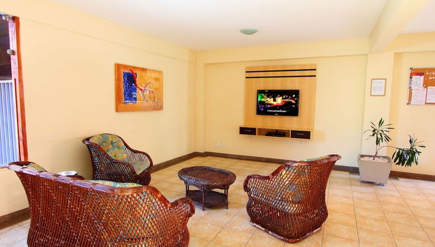 Coin salon dans le hall