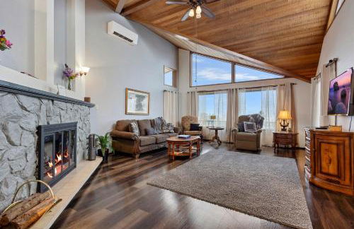 Mt. Baker View Harbor King Bed Fire Pit - Foto 1