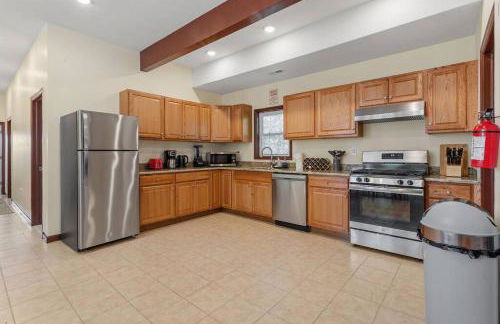 Renovated Ranch Style 6BR 4BA Duplex Beach House - Foto 11