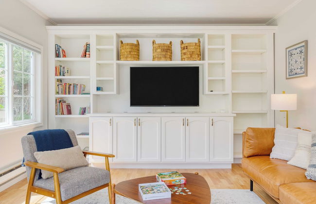 Colonial Bluff House Above the Sea by Avantstay - Foto 19