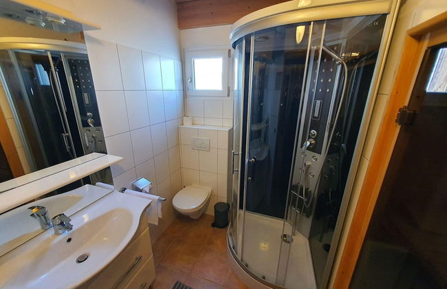 Comfortable Chalet in Hohentauern with Whirlpool near City Center - Photo 16