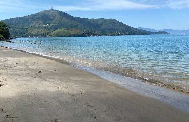 Suítes aconchegantes com piscina e praia - Foto 34
