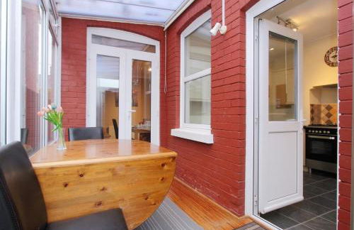 Lovely Victorian House - Photo 12