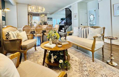 French Provincial with Grand Piano- Steps from DC - Foto 37