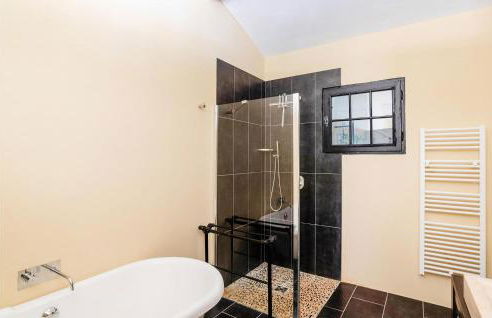 6 Bedroom Pet Friendly Home In Carcès - Foto 25